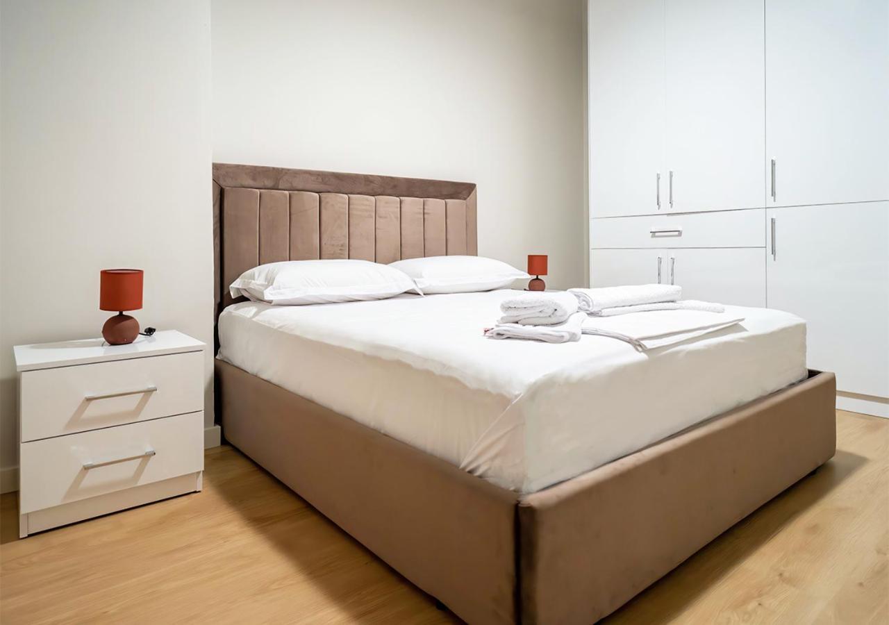 Home Inn Apartment Near City Center Tirana Exteriér fotografie