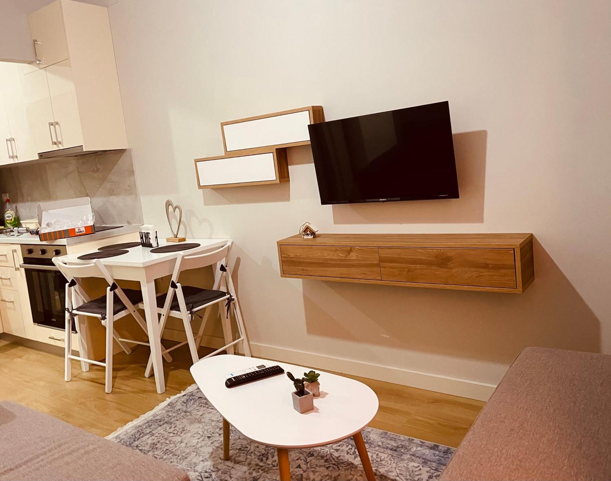 Home Inn Apartment Near City Center Tirana Exteriér fotografie